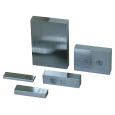 Individual gauge blocks made of tungsten carbide in accuracy grade 0 according to DIN EN ISO 3650