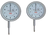 Large dial gauges from Käfer with outer ring diameter 80 mm or 100 mm. Dial gauges with a measuring range of 10mm or 20mm.